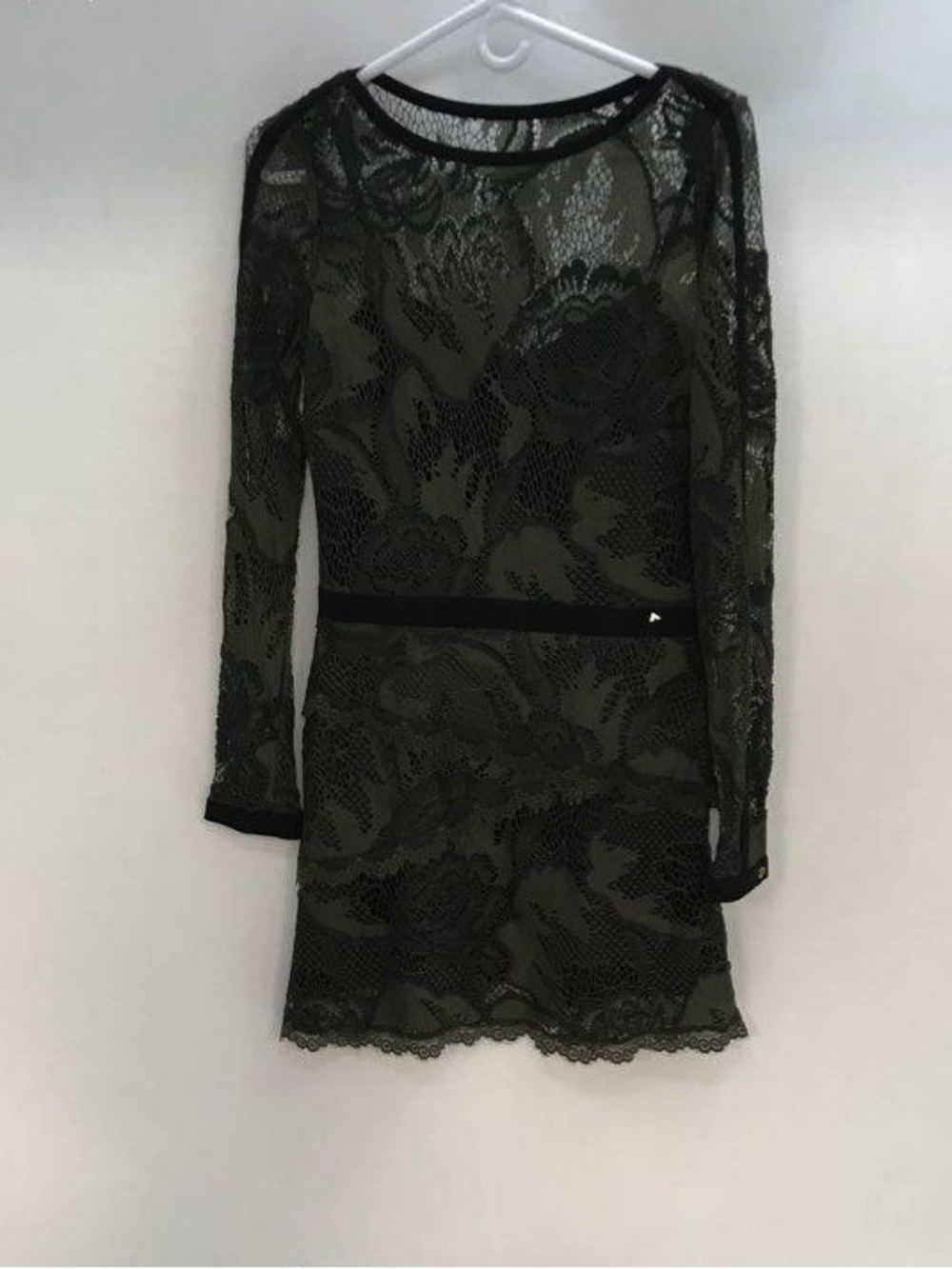 $230 Guess Lace Dress Size 6 Moss Green NWT Midi Gold Badge & Buttons